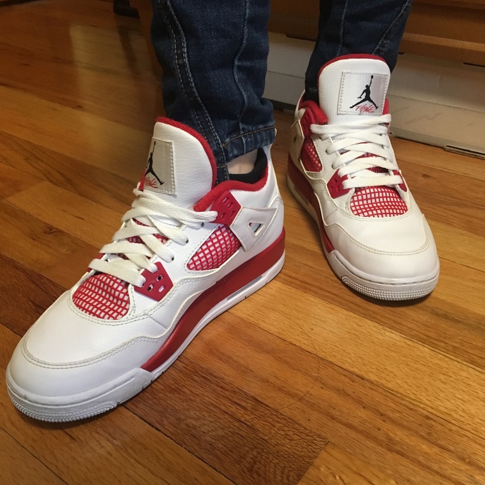 🚨SOLD🚨 Alternate 89 Jordan 4